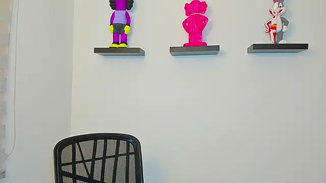 Gangster Girl online show from 12-06-24, 12:23