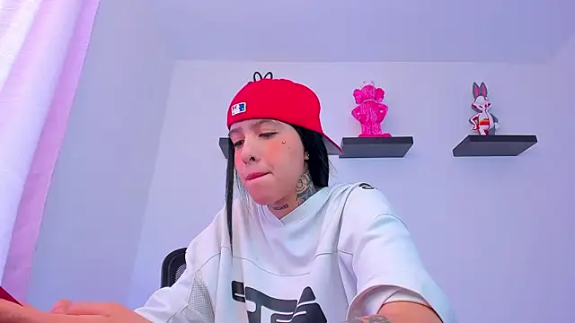 Gangster Girl online show from 02-05-25, 04:58