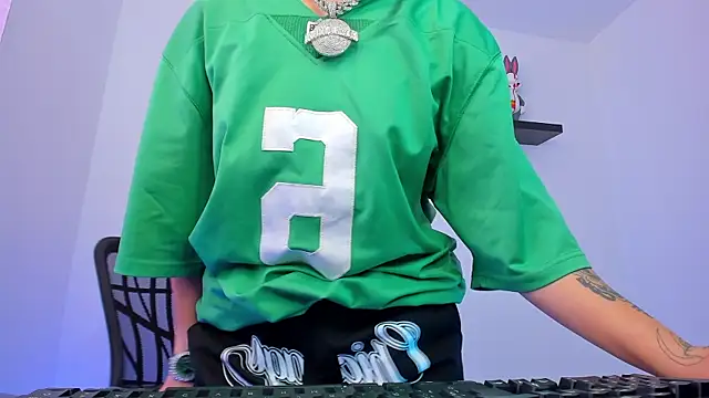 Gangster Girl online show from 02-06-25, 02:48