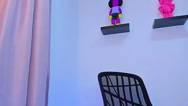 Gangster Girl online show from 02-24-25, 01:35