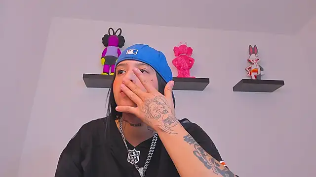 Gangster Girl online show from 03-07-25, 12:26