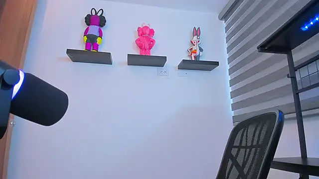 Gangster Girl online show from 09-26-25, 05:17