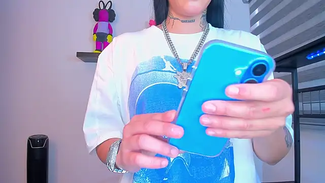 Gangster Girl online show from 10-19-25, 10:10