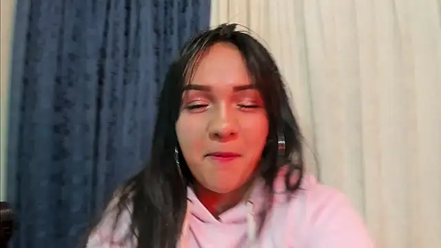 Snapshot of Rachel_Dubois chatting on 01-25-25, 01:54 Rachel Dubois online show from 01-25-25, 01:54