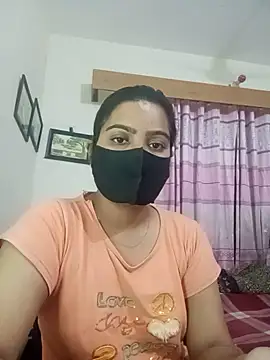 Snapshot of Amisha-2 chatting on 06-25-26, 05:17 Amisha-2 online show from 06-25-26, 05:17