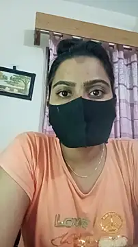 Snapshot of Amisha-2 chatting on 07-10-26, 05:26 Amisha-2 online show from 07-10-26, 05:26