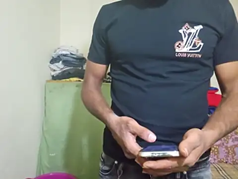 Snapshot of GaaTto chatting on 07-12-26, 02:57 GaaTto online show from 07-12-26, 02:57