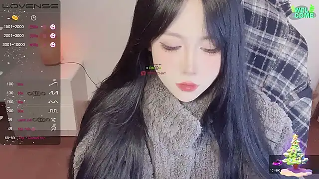 Naixue-520 online show from 12-11-24, 04:31