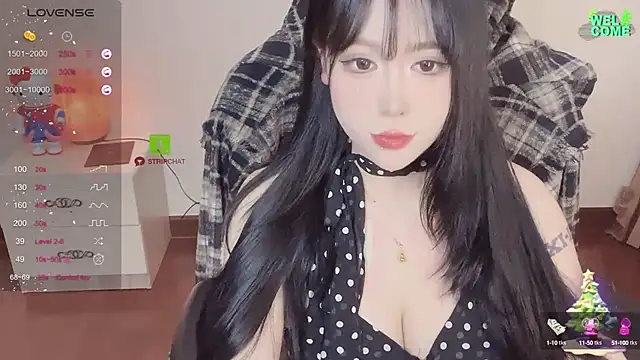 Naixue-520 online show from 02-11-25, 05:18