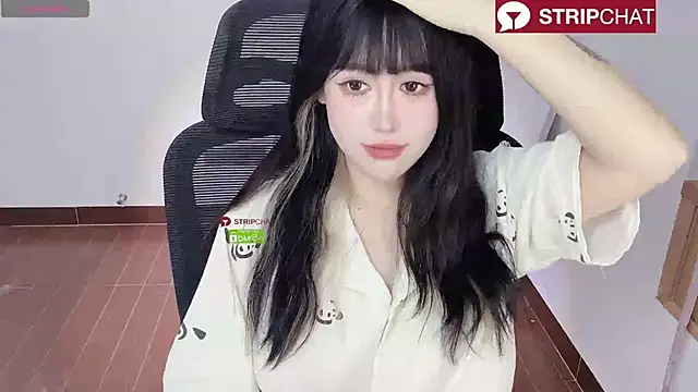 Naixue-520 online show from 09-12-25, 03:39