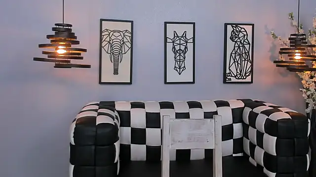 Snapshot of SARAFOXX_ chatting on 12-07-24, 03:41 SARAFOXX online show from 12-07-24, 03:41