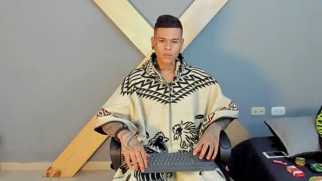 Snapshot of jamesinked_ chatting on 12-23-24, 02:28 jamesinked  online show from 12-23-24, 02:28