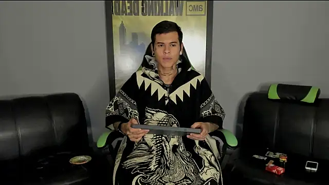 Snapshot of jamesinked_ chatting on 02-27-25, 02:32 jamesinked  online show from 02-27-25, 02:32