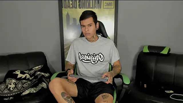 Snapshot of jamesinked_ chatting on 02-28-25, 05:26 jamesinked  online show from 02-28-25, 05:26