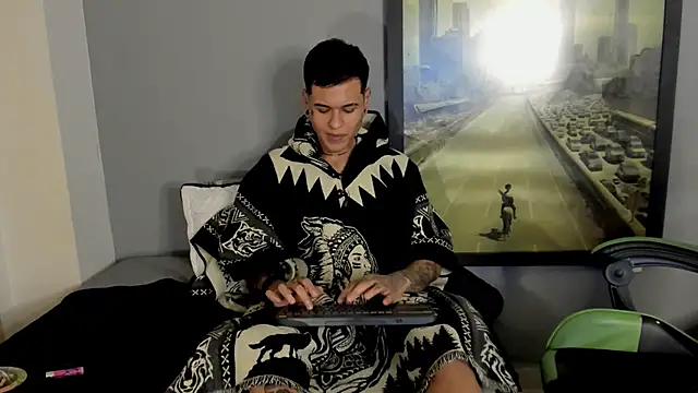 Snapshot of jamesinked_ chatting on 03-16-25, 08:21 jamesinked  online show from 03-16-25, 08:21