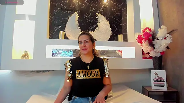 Snapshot of Cinthya_mjs chatting on 10-18-25, 12:28 Cinthya mjs online show from 10-18-25, 12:28