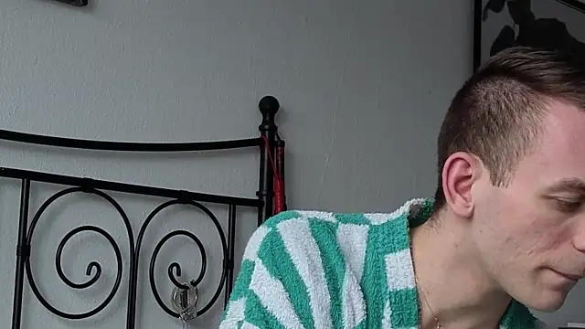 Snapshot of nickdtr chatting on 02-17-26, 03:08 nickdtr online show from 02-17-26, 03:08