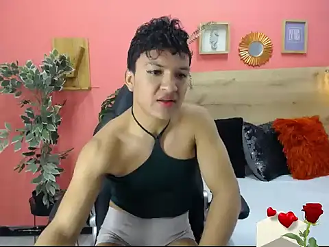 Snapshot of aslyhernandez_7 chatting on 02-20-26, 12:05 aslyhernandez 7 online show from 02-20-26, 12:05