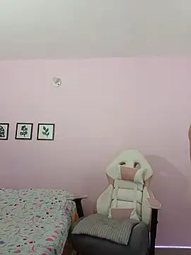 sophie pazz online show from 05-21-26, 10:06