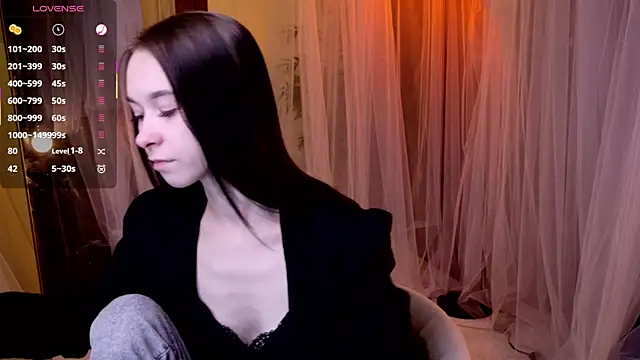 LilithStrangfor online show from 11-09-25, 09:35