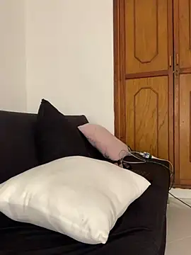 Snapshot of Mrskary chatting on 09-21-25, 05:03 Mrskary online show from 09-21-25, 05:03