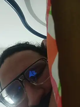 beautiful hands  online show from 02-13-26, 09:16