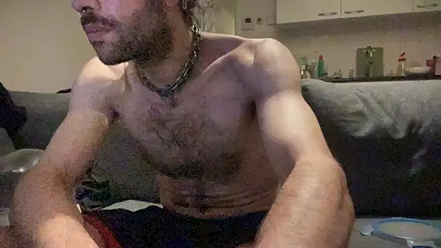 P4RtYBOII92 online show from 09-08-25, 06:40