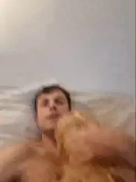 Snapshot of steb1980 chatting on 10-31-25, 11:06 steb1980 online show from 10-31-25, 11:06