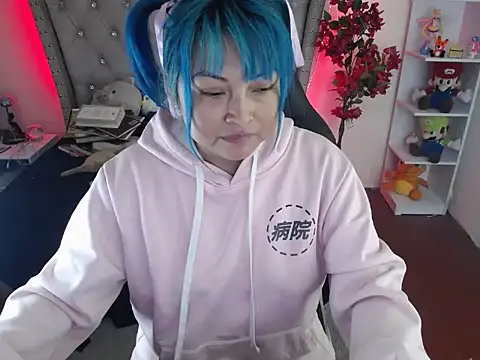 Snapshot of Shaddycute_ chatting on 02-13-25, 04:54 Shaddycute online show from 02-13-25, 04:54