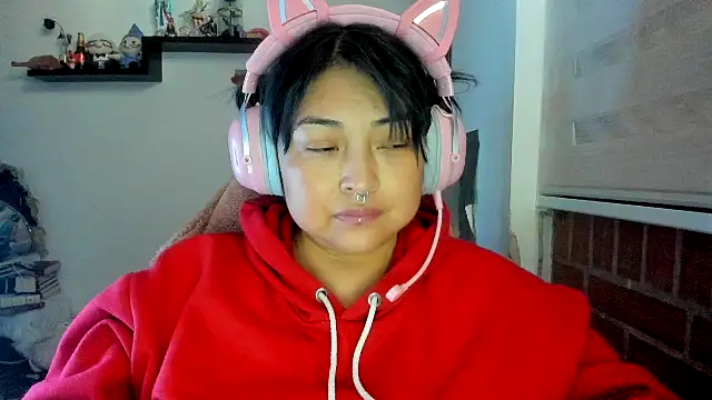 Snapshot of Shaddycute_ chatting on 04-19-26, 11:42 Shaddycute online show from 04-19-26, 11:42