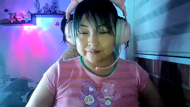 Snapshot of Shaddycute_ chatting on 04-22-26, 12:46 Shaddycute online show from 04-22-26, 12:46