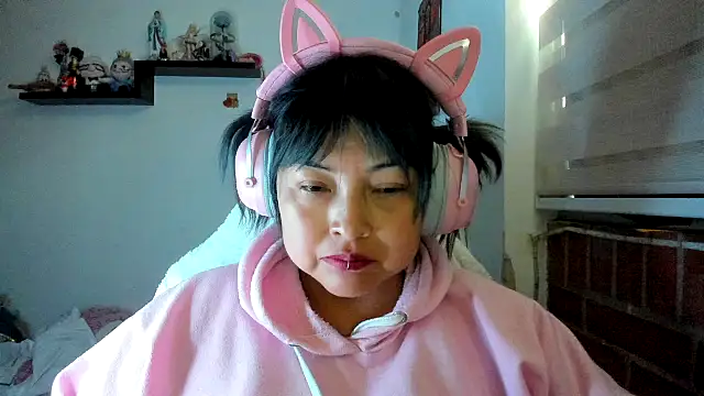 Snapshot of Shaddycute_ chatting on 05-31-26, 08:32 Shaddycute online show from 05-31-26, 08:32