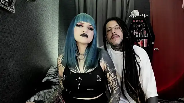 Snapshot of DimmuandDarkness chatting on 02-12-25, 05:47 DimmuandDarkness online show from 02-12-25, 05:47