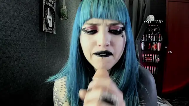 Snapshot of DimmuandDarkness chatting on 02-12-25, 10:56 DimmuandDarkness online show from 02-12-25, 10:56