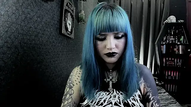 Snapshot of DimmuandDarkness chatting on 02-20-25, 04:39 DimmuandDarkness online show from 02-20-25, 04:39