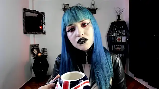 Snapshot of DimmuandDarkness chatting on 10-04-25, 04:54 DimmuandDarkness online show from 10-04-25, 04:54