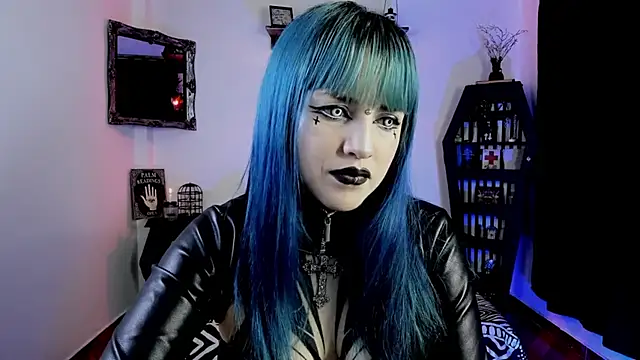 Snapshot of DimmuandDarkness chatting on 10-25-25, 07:38 DimmuandDarkness online show from 10-25-25, 07:38