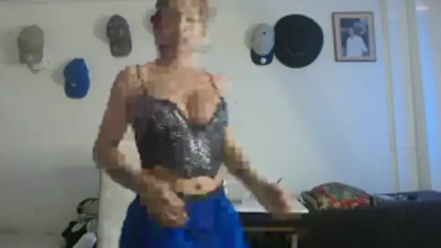 Antonella borja online show from 12-21-25, 07:43