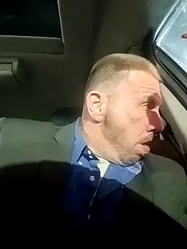 Snapshot of gettinit2wice chatting on 12-13-24, 10:08 gettinit2wice online show from 12-13-24, 10:08