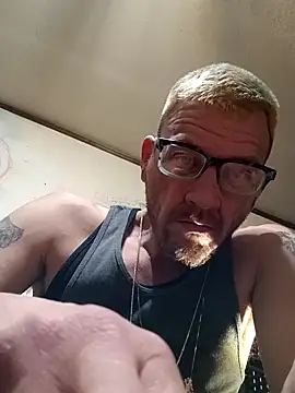 Snapshot of gettinit2wice chatting on 01-15-25, 12:15 gettinit2wice online show from 01-15-25, 12:15