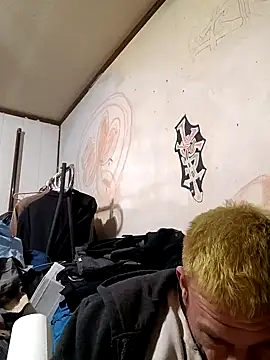 Snapshot of gettinit2wice chatting on 01-22-25, 12:38 gettinit2wice online show from 01-22-25, 12:38