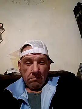 Snapshot of gettinit2wice chatting on 02-04-25, 02:07 gettinit2wice online show from 02-04-25, 02:07