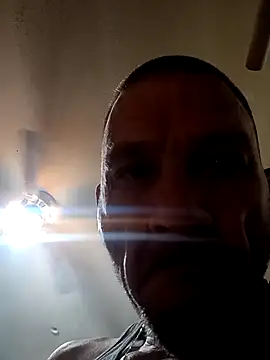 Snapshot of gettinit2wice chatting on 02-05-25, 12:31 gettinit2wice online show from 02-05-25, 12:31