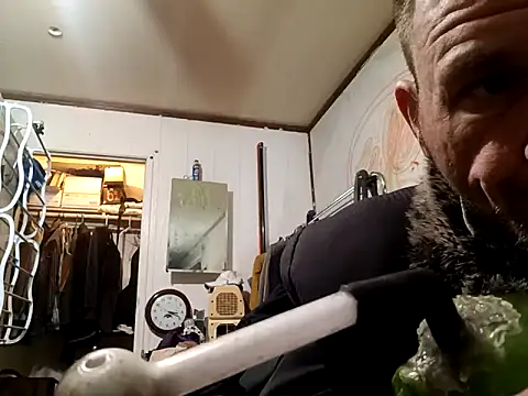 Snapshot of gettinit2wice chatting on 02-16-25, 02:00 gettinit2wice online show from 02-16-25, 02:00