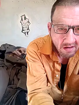 Snapshot of gettinit2wice chatting on 02-20-25, 11:21 gettinit2wice online show from 02-20-25, 11:21