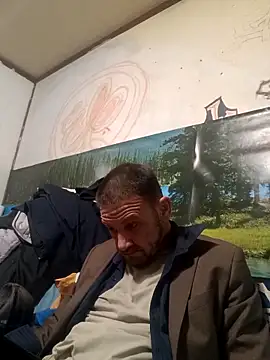 Snapshot of gettinit2wice chatting on 03-07-25, 04:22 gettinit2wice online show from 03-07-25, 04:22