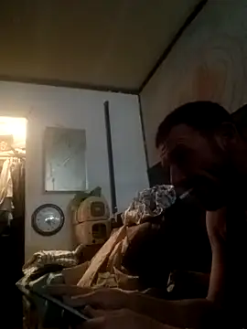 Snapshot of gettinit2wice chatting on 03-11-25, 01:12 gettinit2wice online show from 03-11-25, 01:12