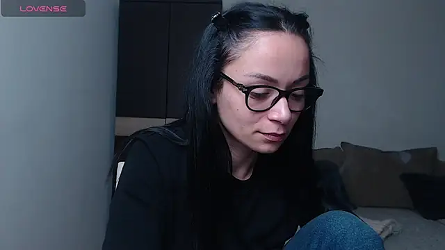 BabySerene online show from 04-18-26, 03:32