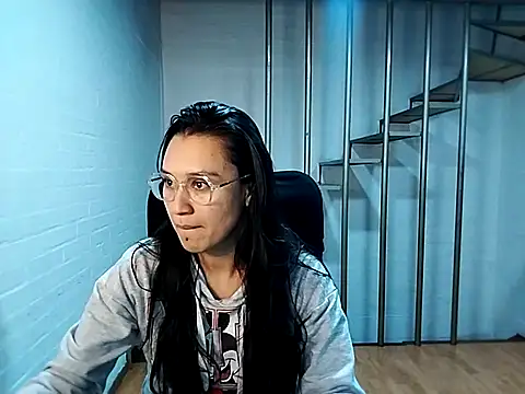 Jessie Desire online show from 03-05-25, 03:18