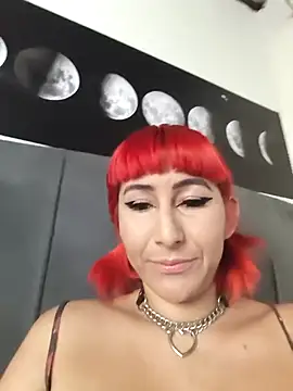 Snapshot of florecita9 chatting on 02-20-26, 04:40 florecita9 online show from 02-20-26, 04:40